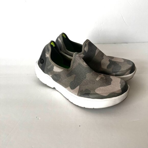 OOFOS WOMENS OOMG EEZEE SLIP ON SNEAKER CAMO Limited - Picture 3 of 8